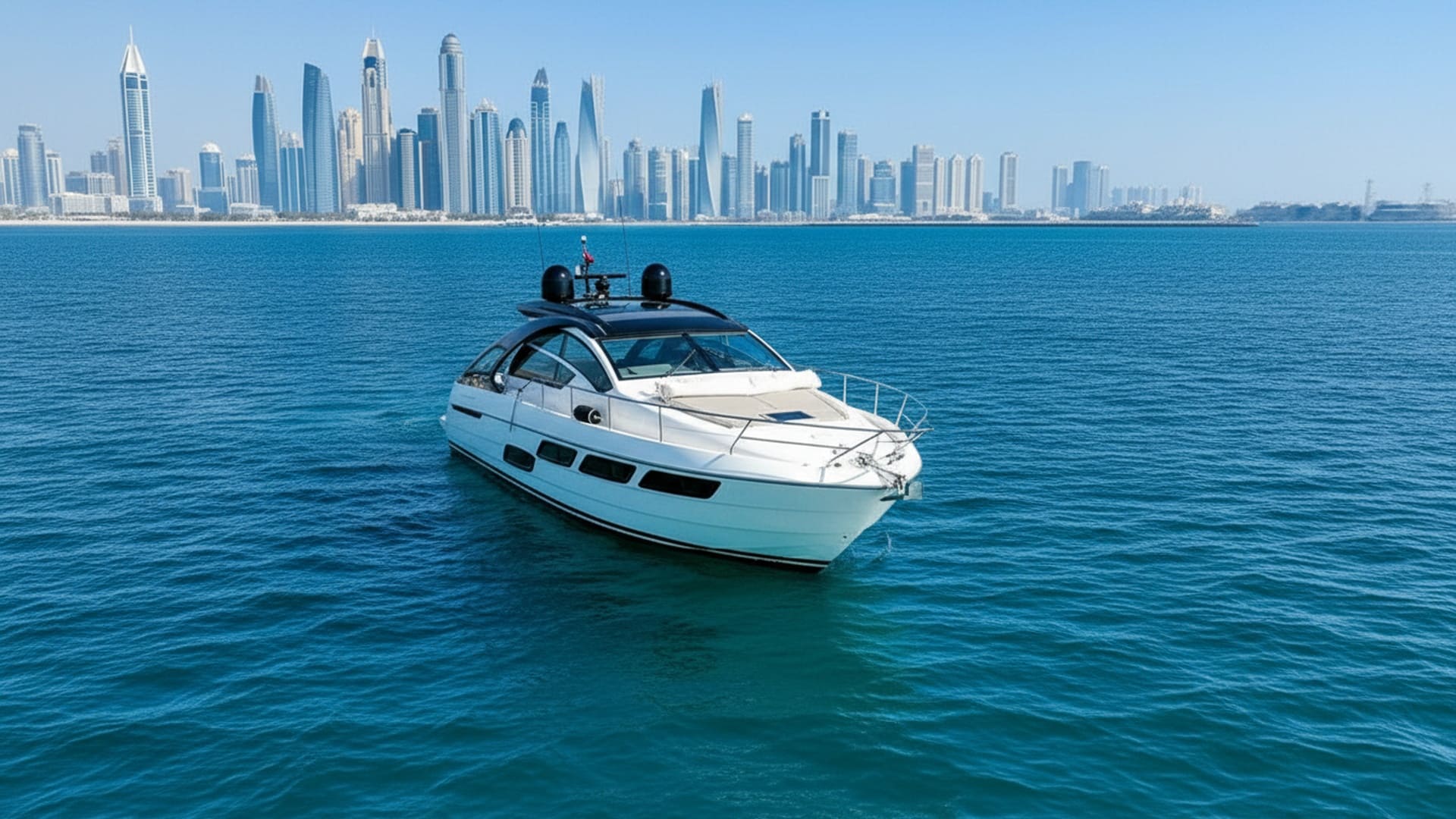 Sapphire Wave 52 ft yacht deck, comfortable seating