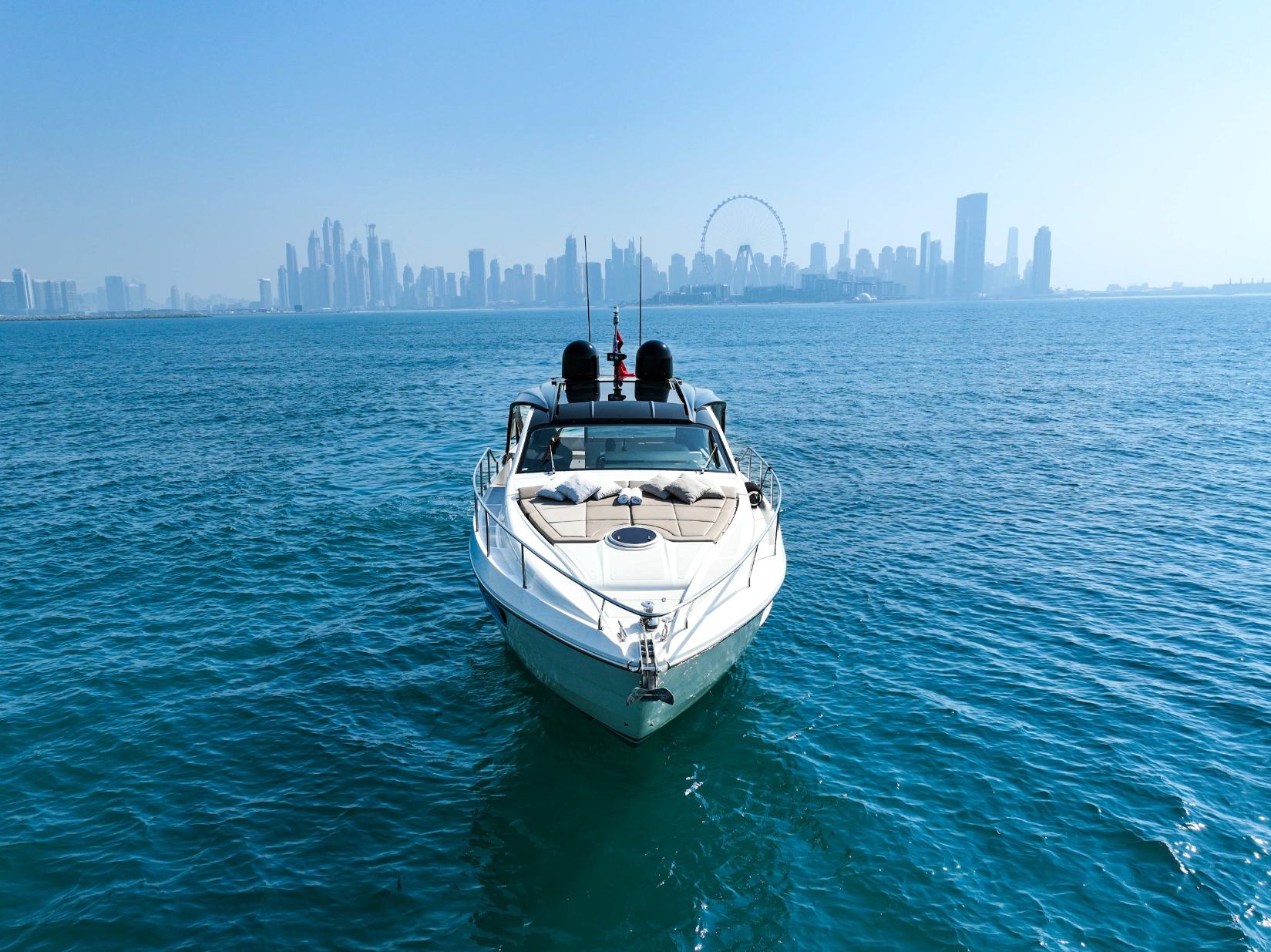 Pershing 5X Pearl White: view 4