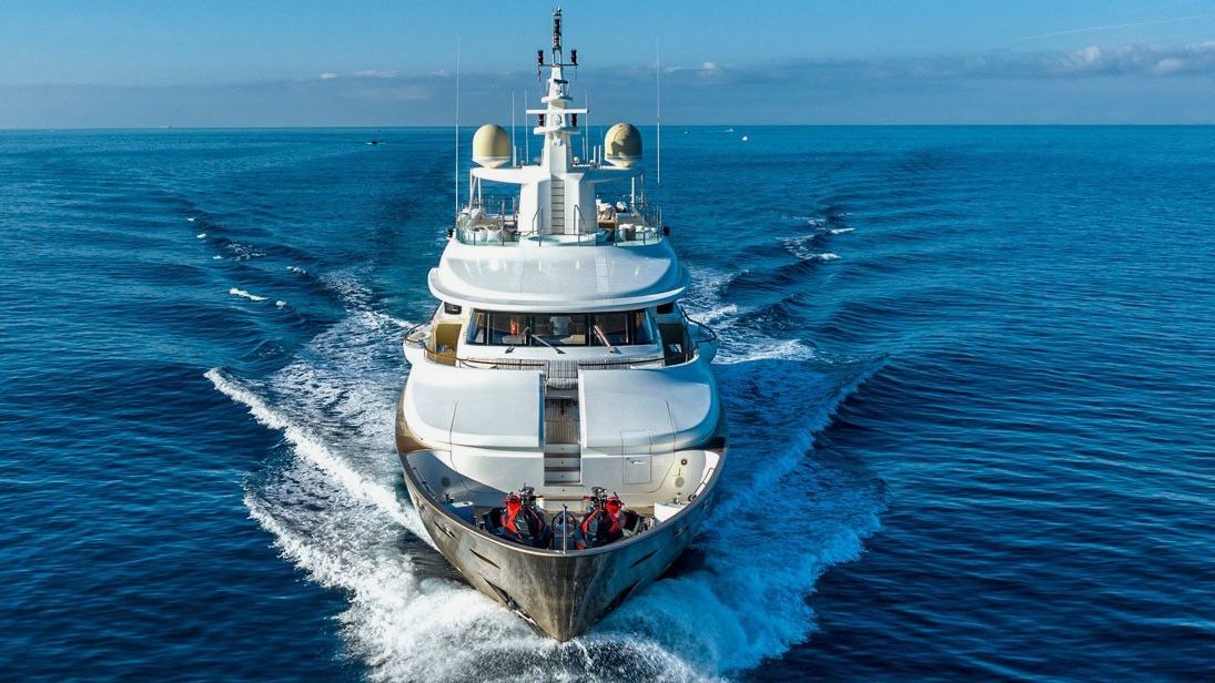 M/Y Behike: view 5