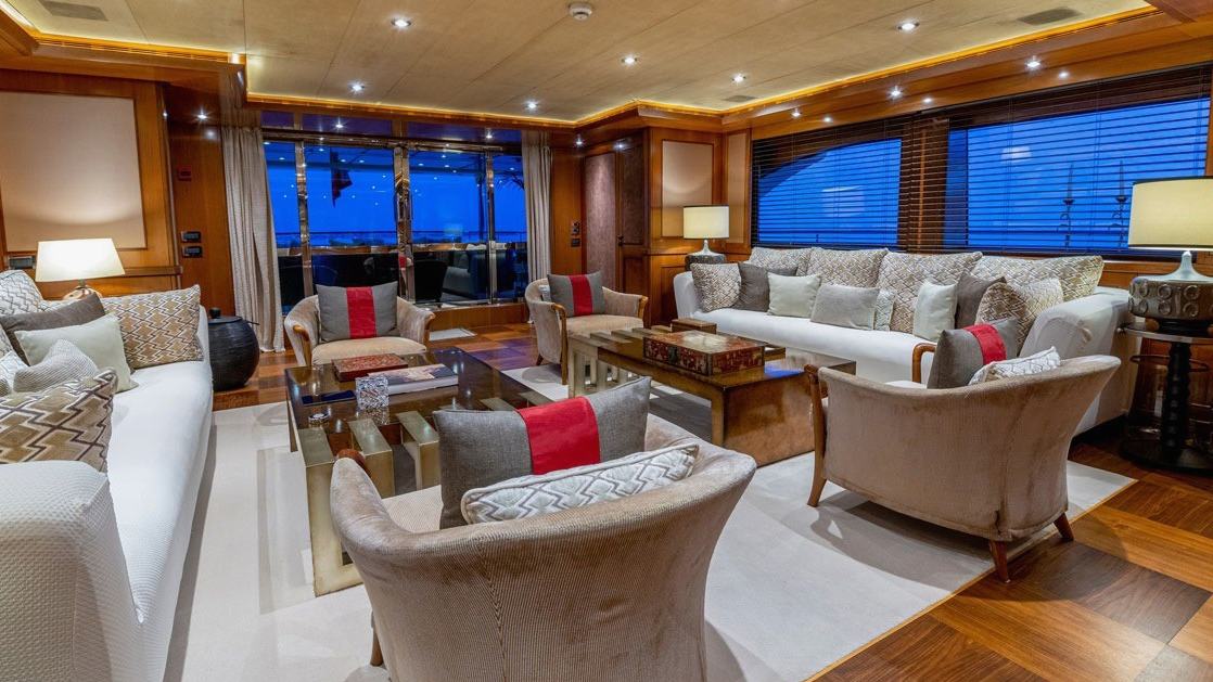 M/Y Behike: view 2