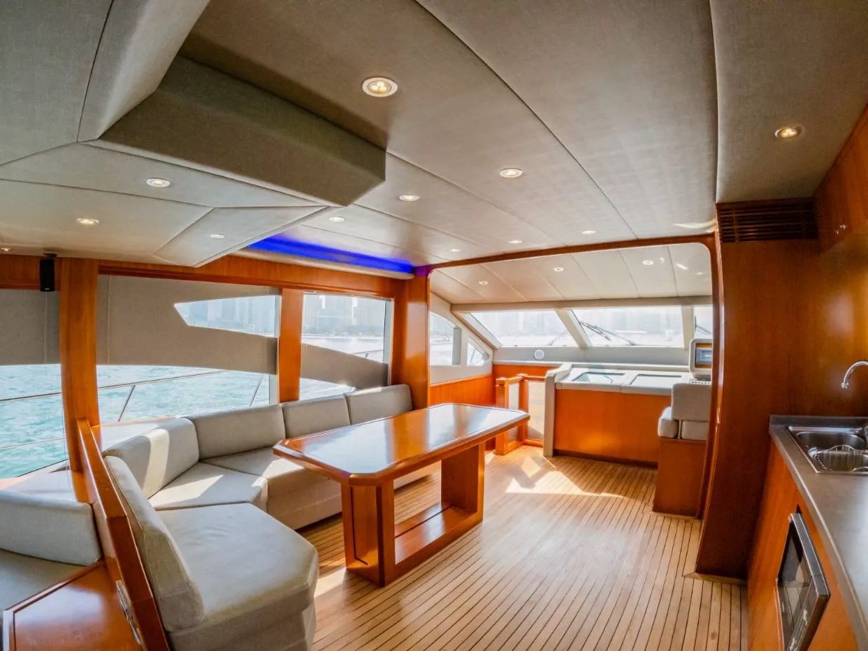 Azimut Lana: view 5