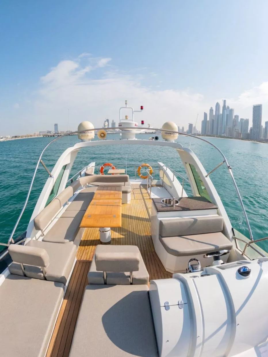 Azimut Lana: view 3