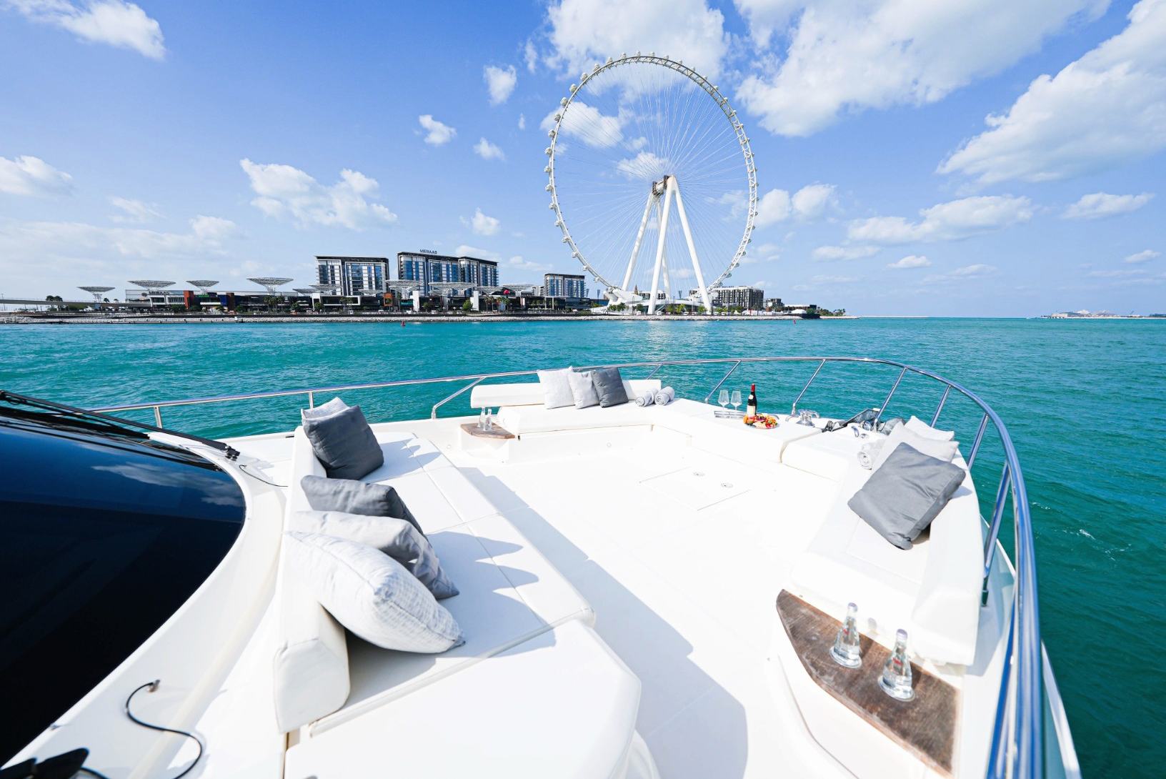 Ferretti 67 ft: view 6