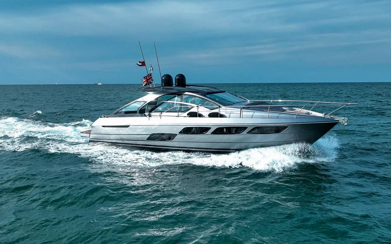 Pershing 5X Shark Grey