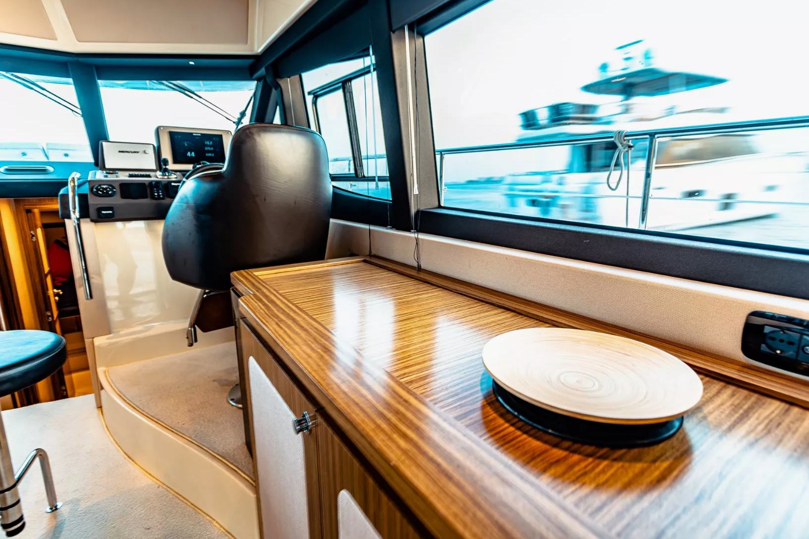 Azimut Magellano 43 ft: view 4