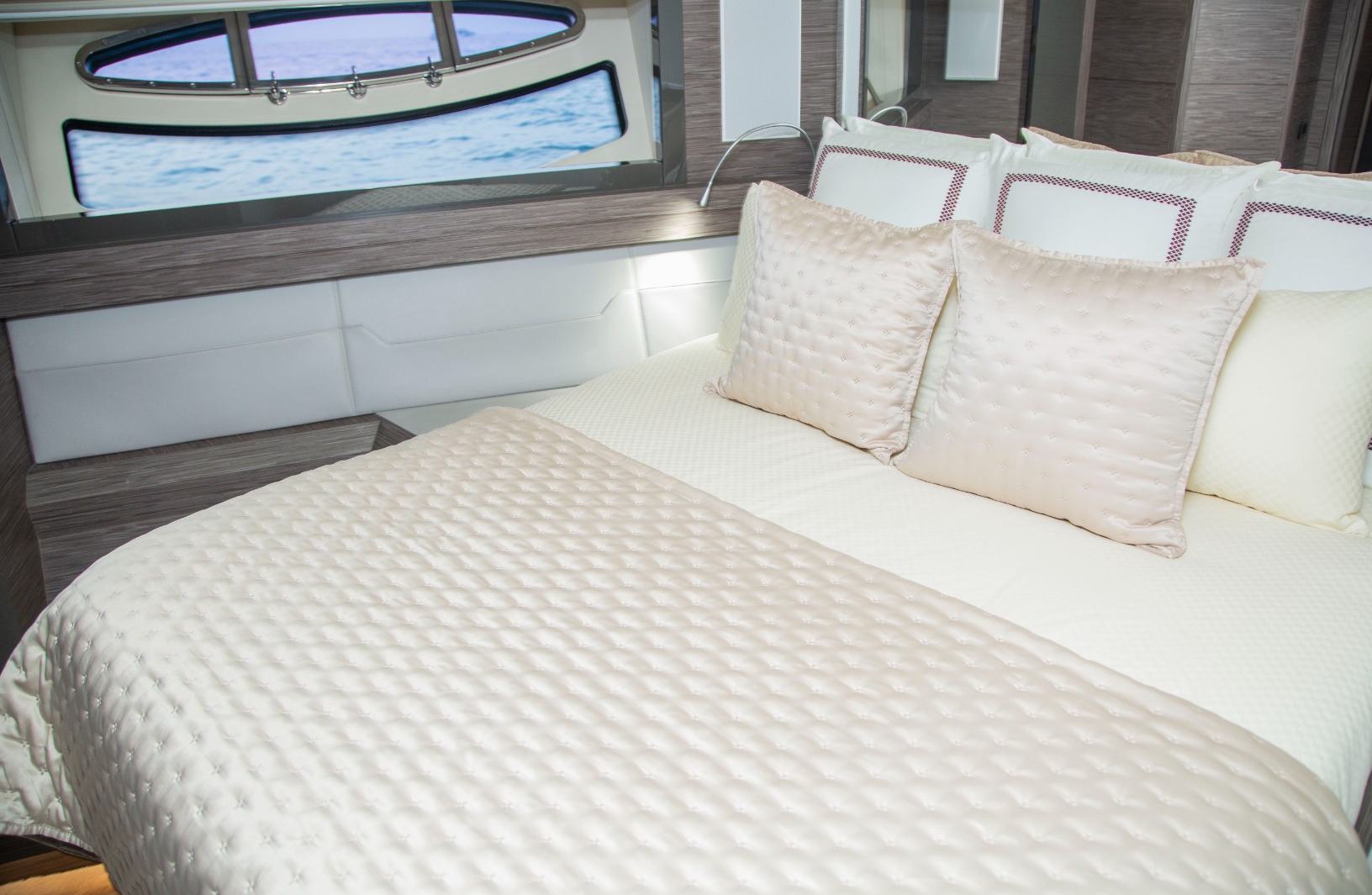 Pershing: view 16