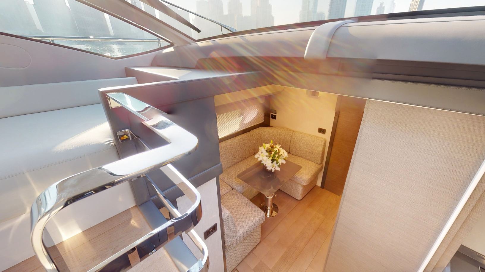 Pershing 5X Pearl White: view 7