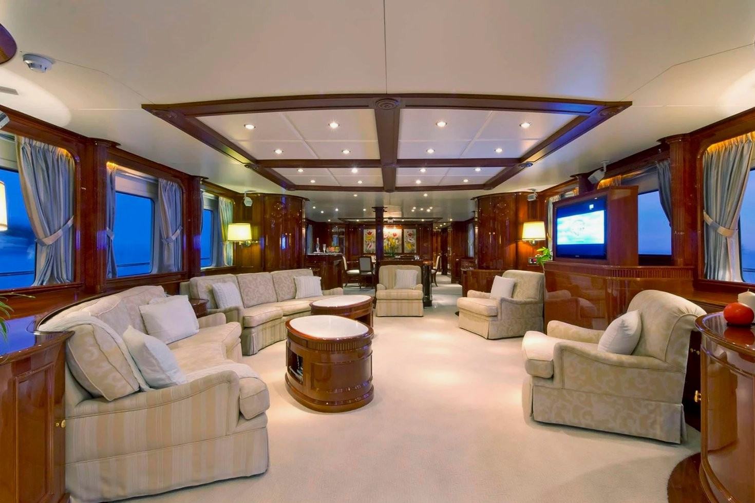Benetti Gallus: view 9