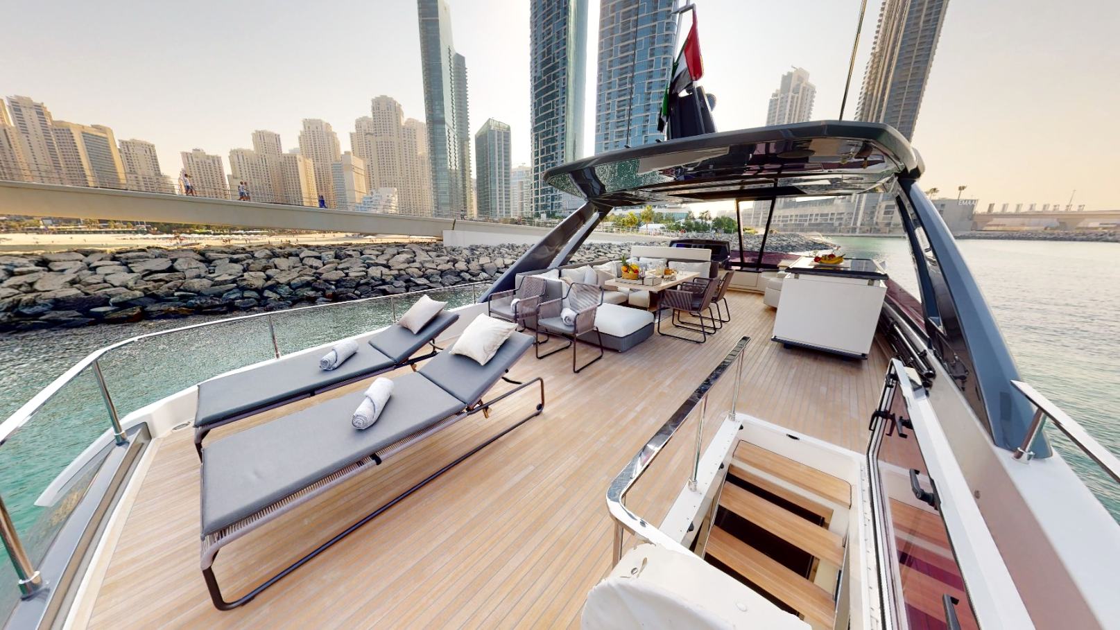 Ferretti 78 ft: view 12