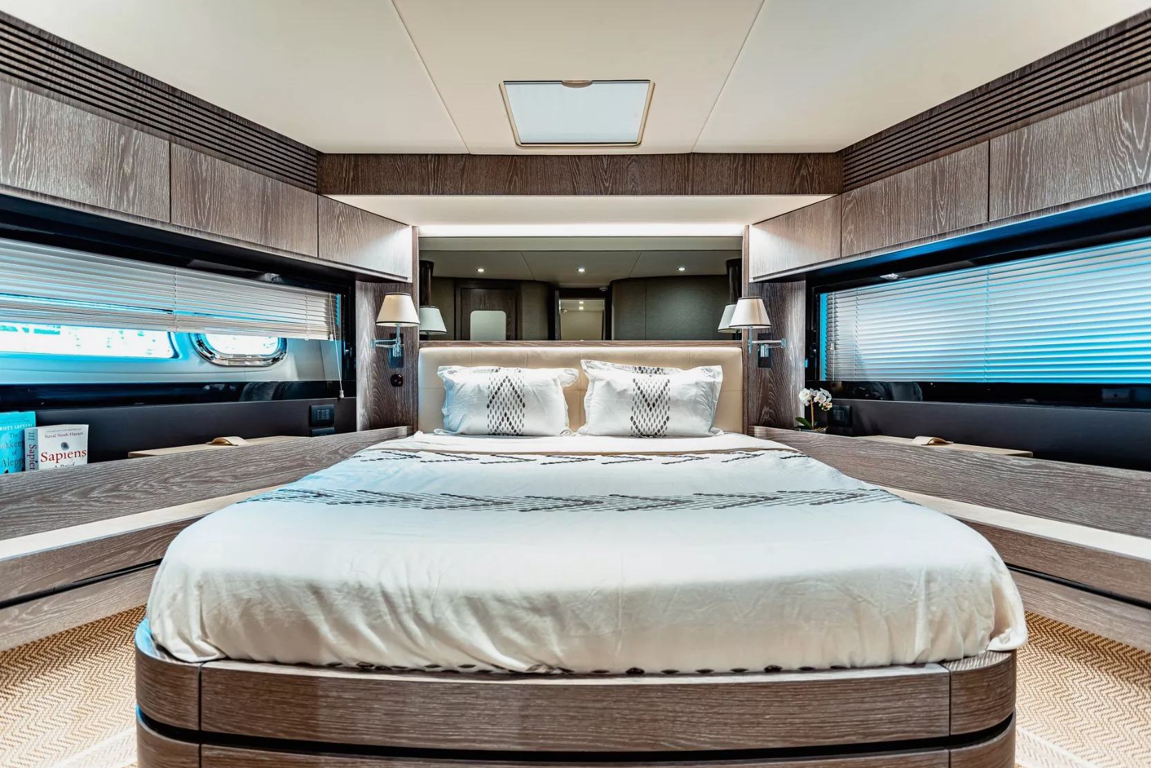 Azimut Magellano 66 ft: view 9