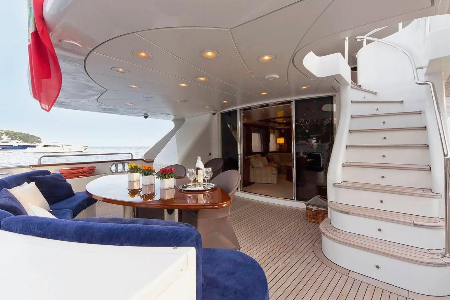 Benetti Gallus: view 7