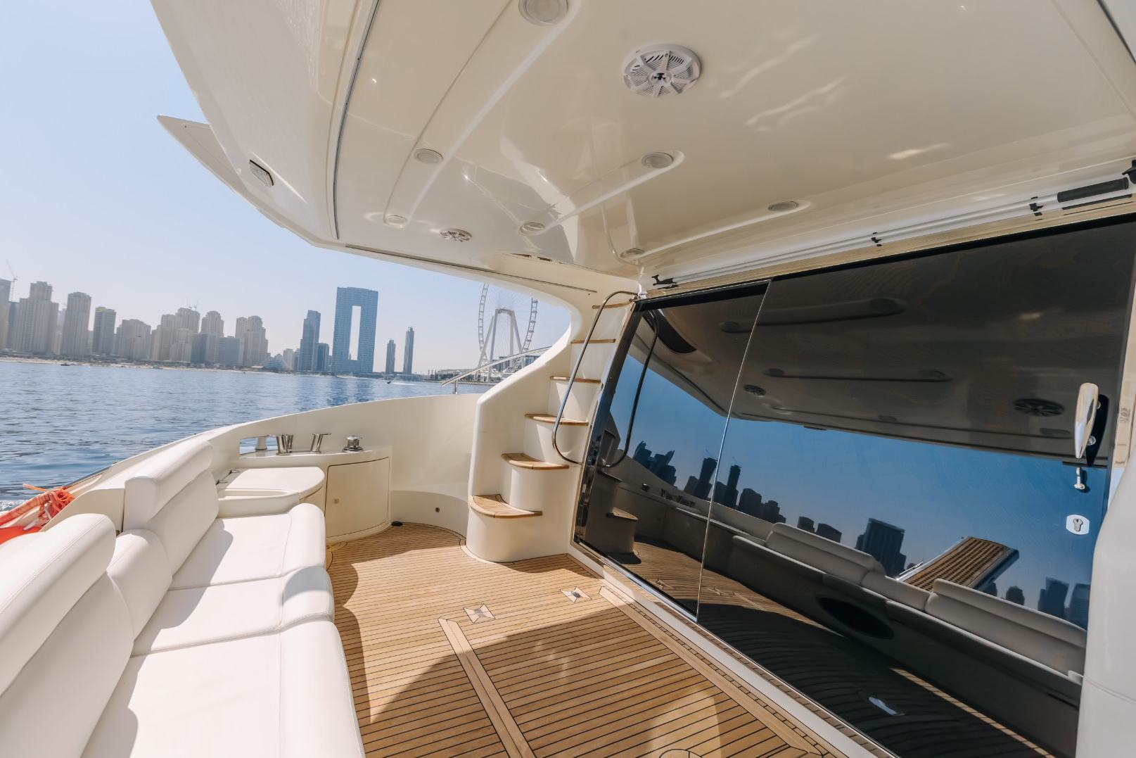 Azimut White Pearl: view 3