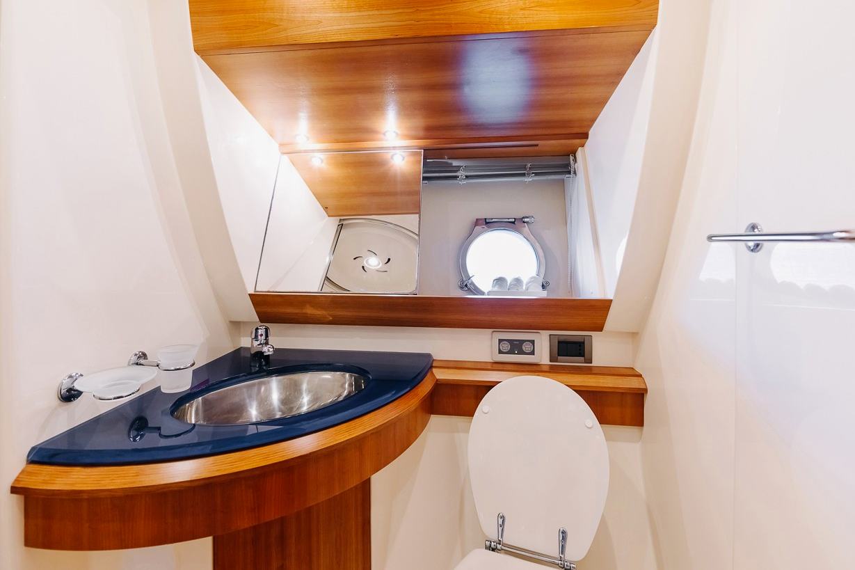 Azimut Candy: view 9