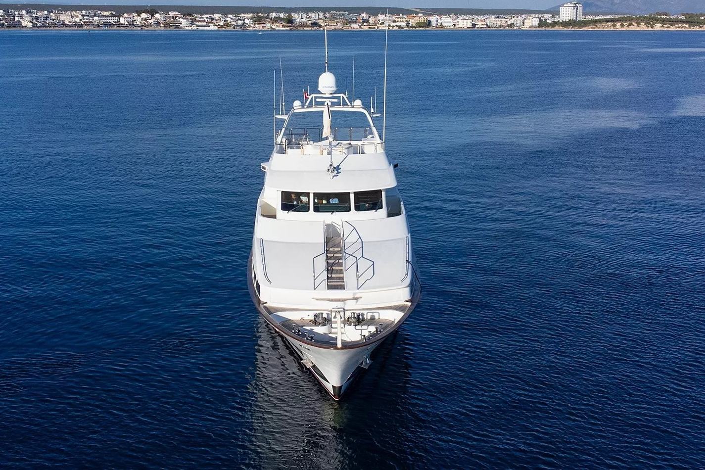 Benetti Gallus: view 2