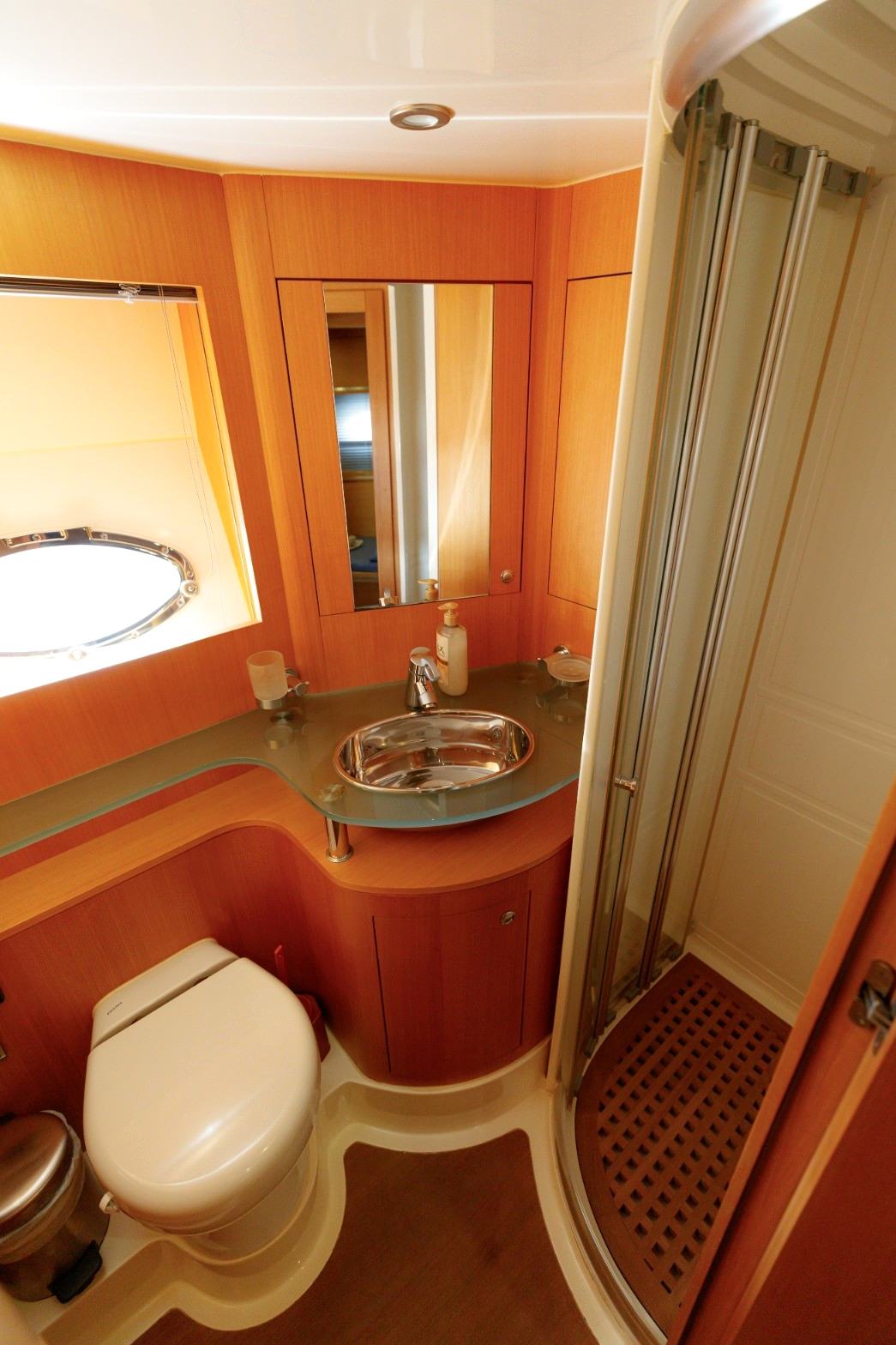Numarine Veronika: view 6