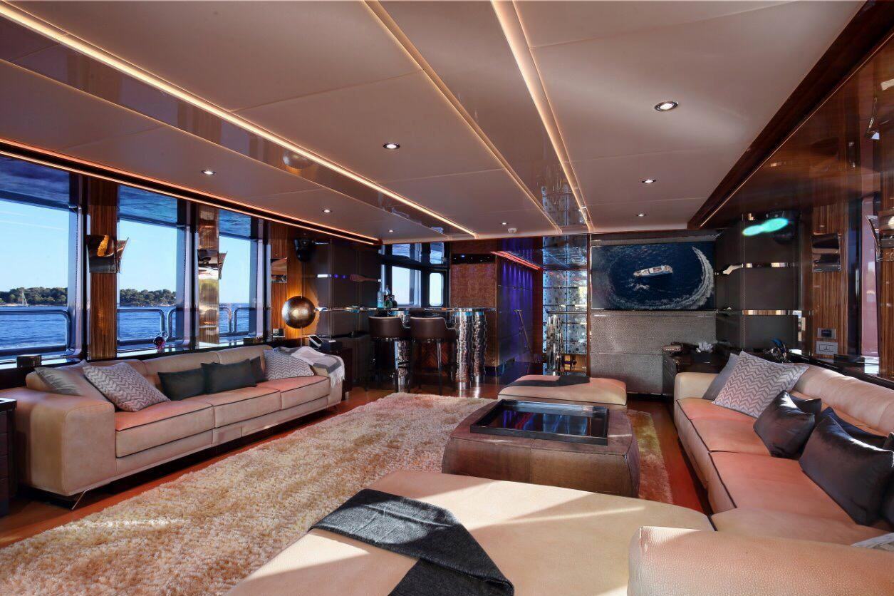 Benetti Code 8: view 2