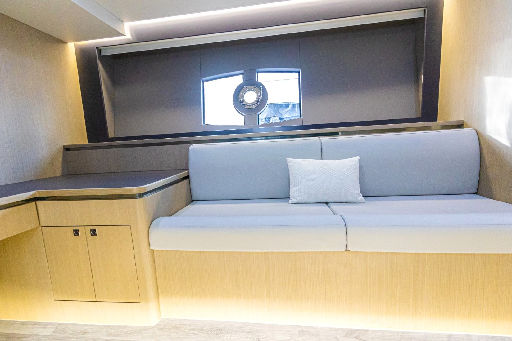 Sky Walker Axa: view 5