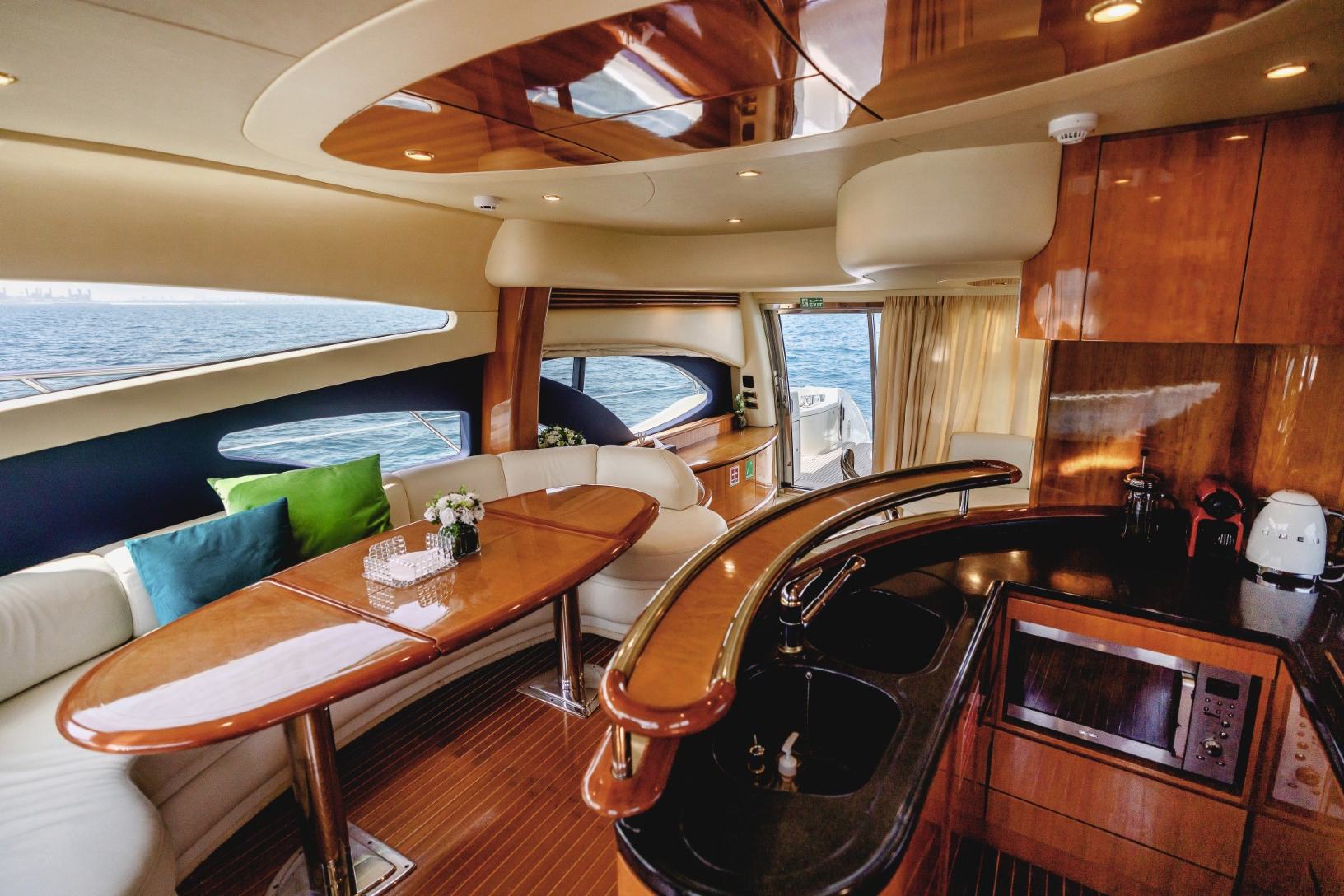 Azimut Lucky Star: view 4