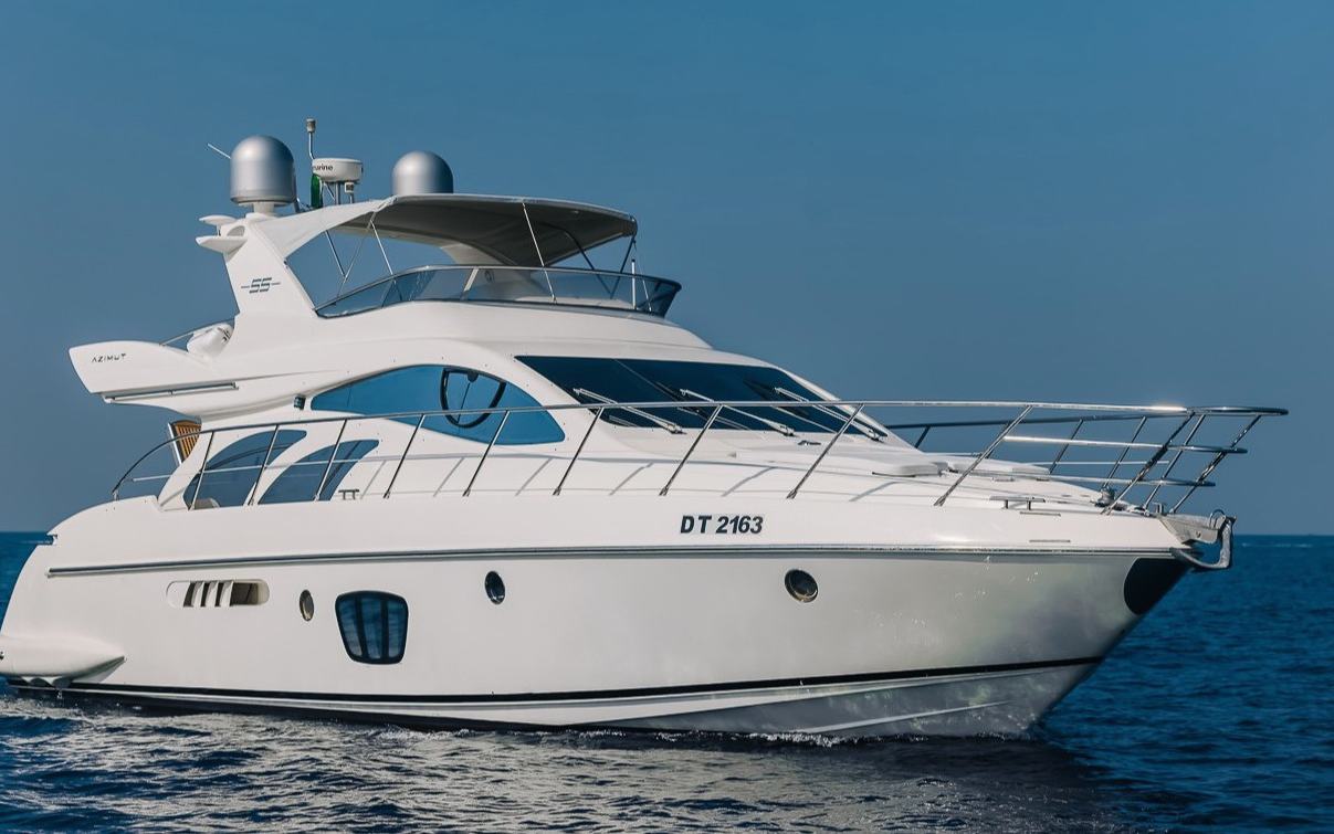 Azimut 8ofUs