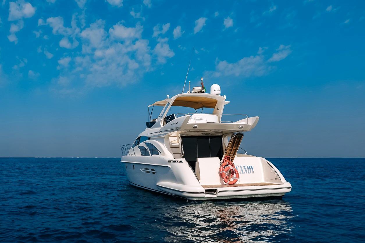 Azimut Candy: view 4
